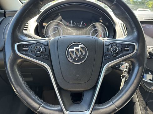 Used 2016 Buick Regal FWD image 22