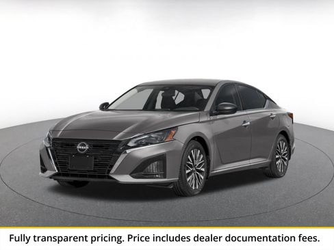 Used 2025 Nissan Altima 2.5 SV FWD image 1