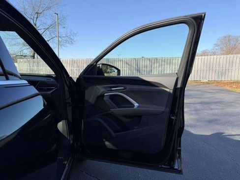 Certified 2025 Audi Q5 Premium w/ Convenience Package image 28