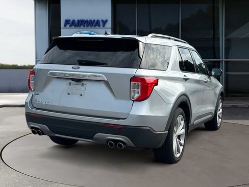Used 2022 Ford Explorer Platinum w/ Equipment Group 601A RWD image 7