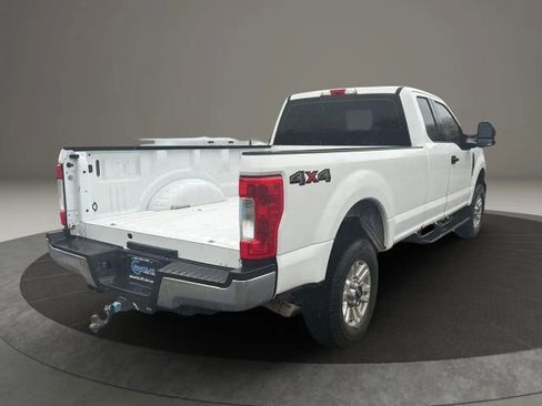 Used 2019 Ford F250 XL w/ STX Appearance Package AWD/4WD image 5