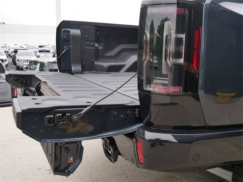 New 2025 GMC Hummer EV 3X w/ Battery Pack, 24 Module Pack image 15