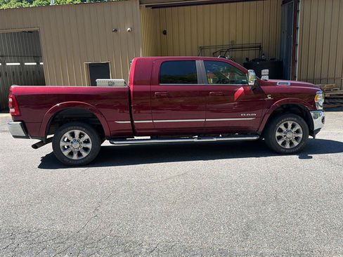 Used 2024 RAM 2500 Limited AWD/4WD image 5