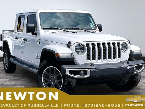 Used 2020 Jeep Gladiator Overland AWD/4WD image 12