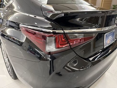 New 2025 Lexus ES 350 Ultra Luxury image 30