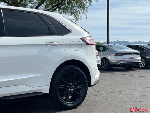 Used 2020 Ford Edge ST-Line FWD image 10