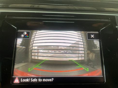 Used 2019 Volkswagen Beetle 2.0T S image 6