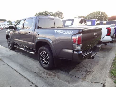 Used 2023 Toyota Tacoma TRD Sport AWD/4WD image 4