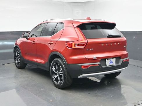 Used 2023 Volvo XC40 B5 Plus w/ Driver Assist Package image 6