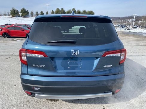 Used 2020 Honda Pilot EX image 4