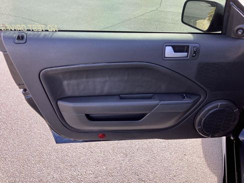 Used 2008 Ford Mustang GT image 11