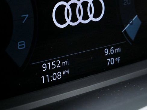 Used 2025 Audi Q3 2.0T Premium w/ Convenience Package image 11