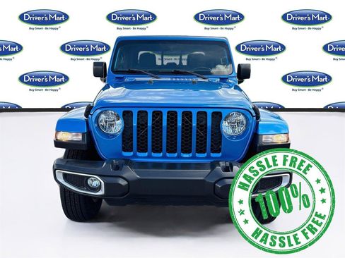 Used 2022 Jeep Gladiator Sport AWD/4WD image 2