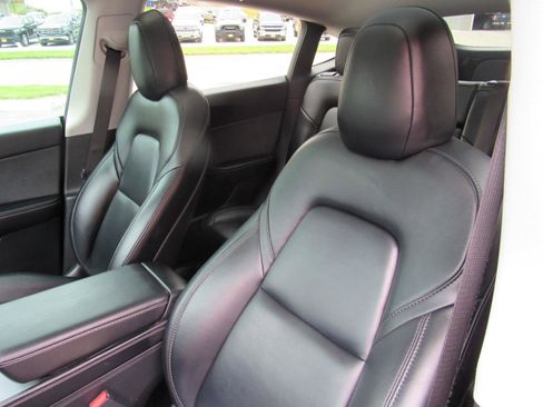 Used 2021 Tesla Model Y Performance AWD/4WD image 18