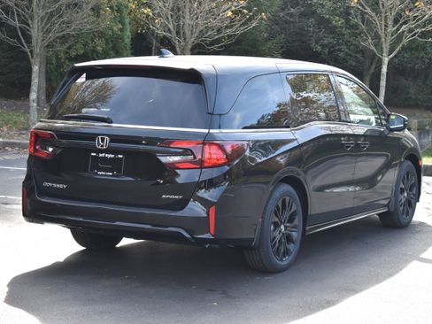 New 2026 Honda Odyssey Sport-L image 8