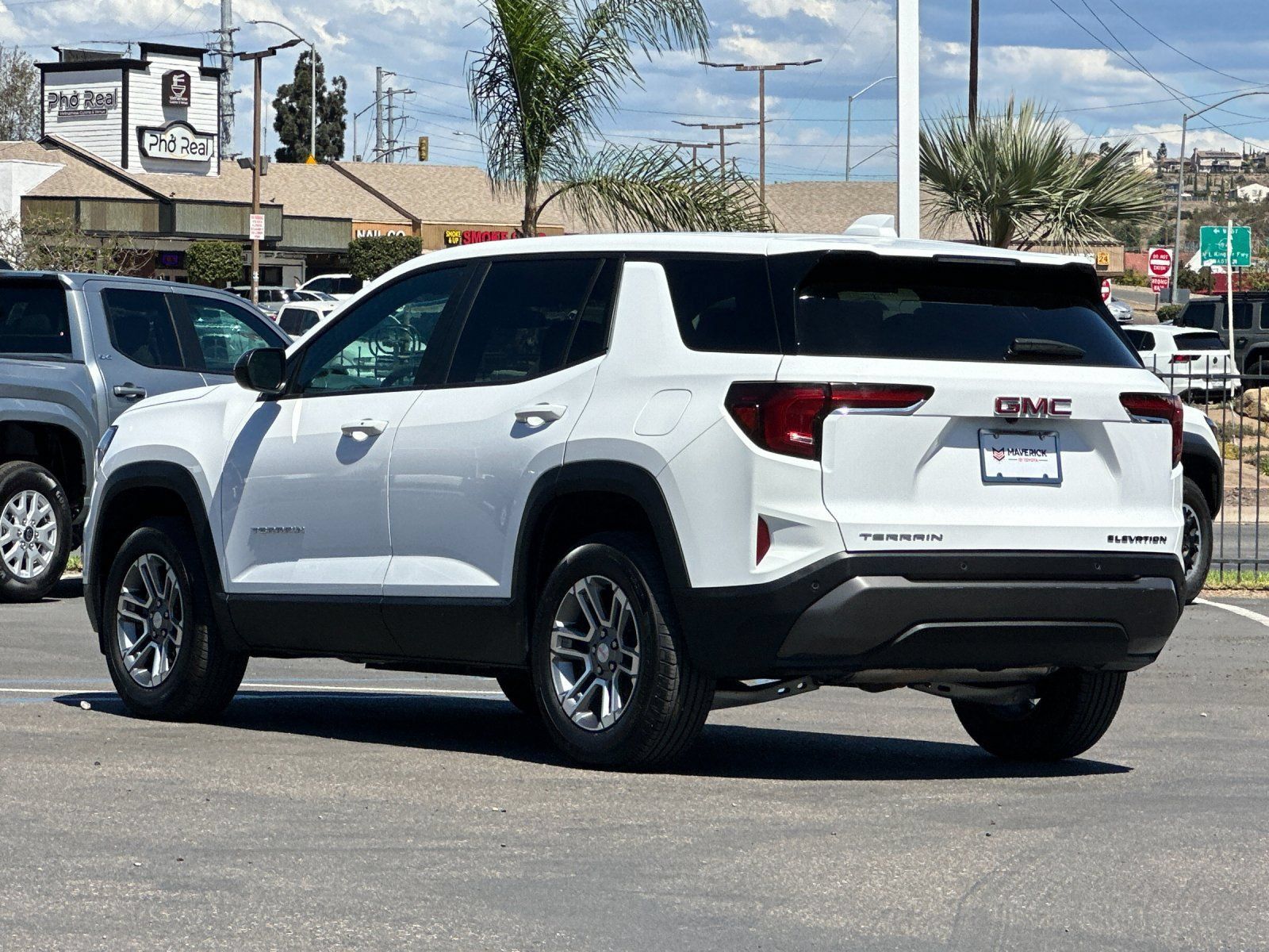 Used 2026 GMC Terrain Elevation FWD image 3