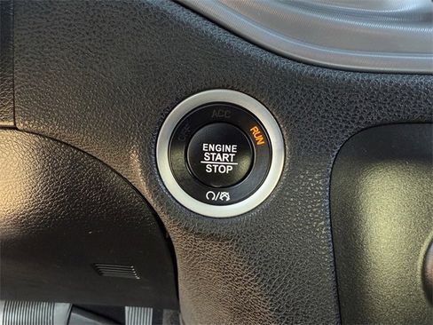 Used 2023 Dodge Charger SXT image 19