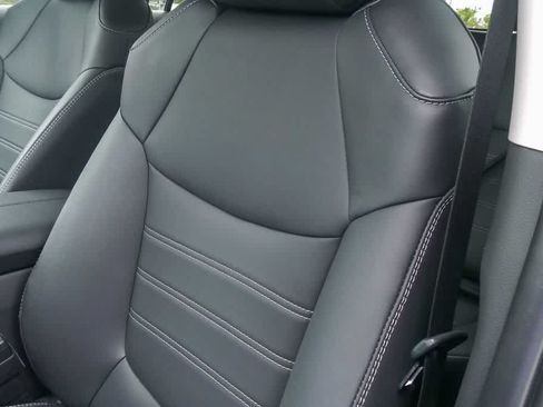 Used 2025 Toyota RAV4 XLE Premium FWD image 22