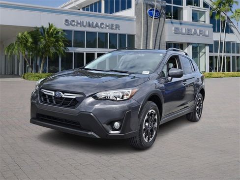 Certified 2023 Subaru Crosstrek 2.0i Premium image 3