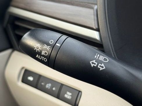 Used 2024 Nissan Altima 2.5 SV image 27