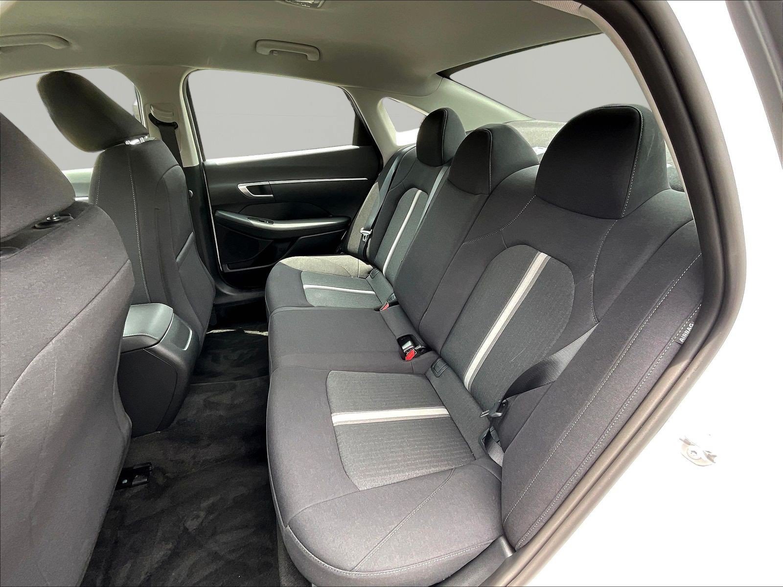 Used 2026 Hyundai Sonata SE FWD image 22