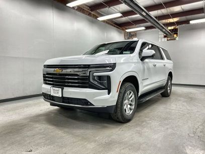 New 2026 Chevrolet Suburban LT