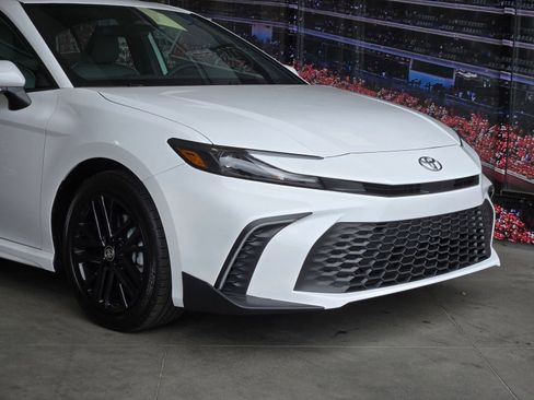 Certified 2026 Toyota Camry SE FWD image 2