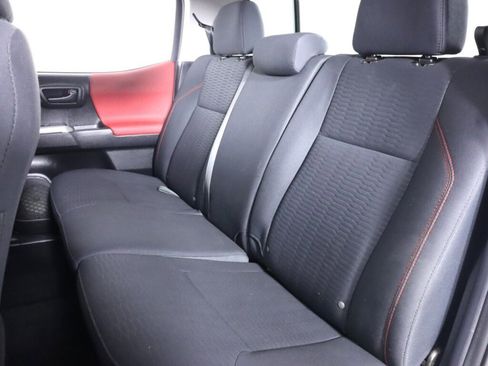 Used 2018 Toyota Tacoma SR5 image 30