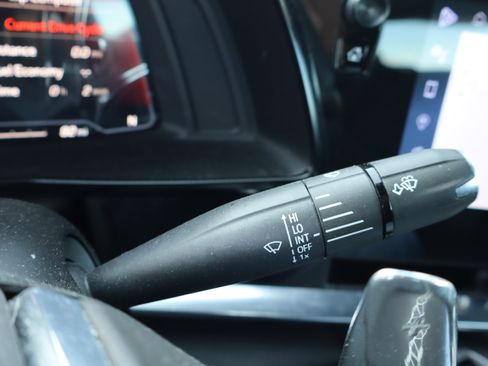 Certified 2024 Chevrolet Corvette Stingray Preferred Cpe w/ 2LT image 21