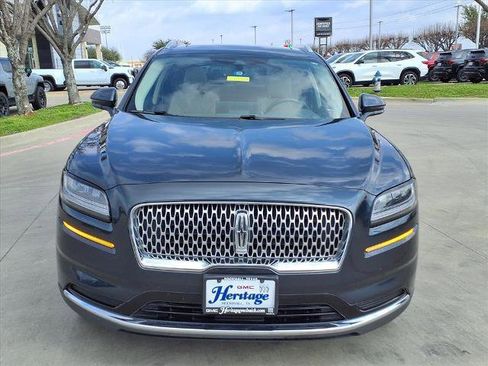 Used 2023 Lincoln Nautilus Reserve image 25