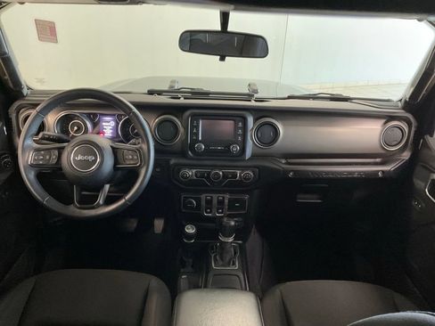 Used 2018 Jeep Wrangler Sport AWD/4WD image 8
