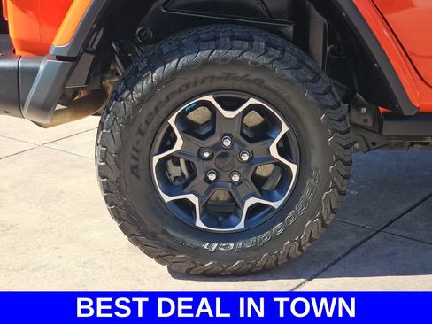 Used 2023 Jeep Wrangler Unlimited Rubicon 4xe w/ Steel Bumper Group AWD/4WD image 37