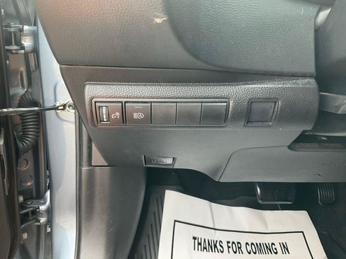 Used 2022 Toyota Corolla SE FWD image 27
