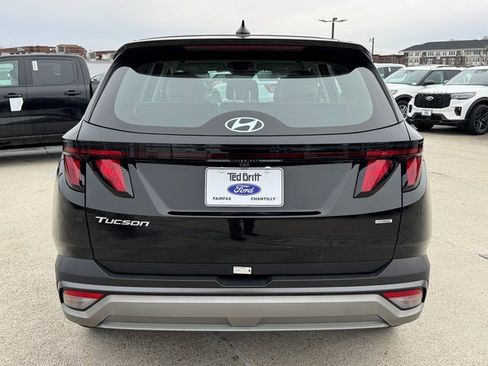 Used 2025 Hyundai Tucson SE image 9