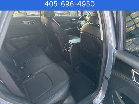 Used 2023 Kia Sportage EX image 28