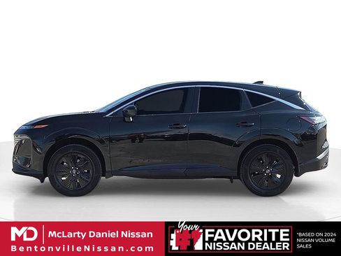Used 2025 Nissan Murano SV AWD/4WD image 3