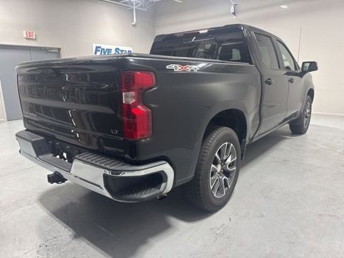 Used 2022 Chevrolet Silverado 1500 LT AWD/4WD image 5