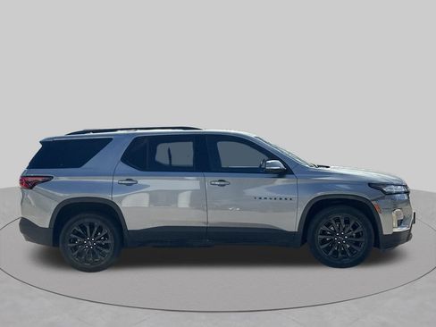 Used 2024 Chevrolet Traverse RS FWD image 6
