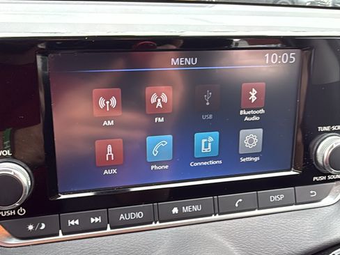 Certified 2025 Nissan Sentra S FWD image 13