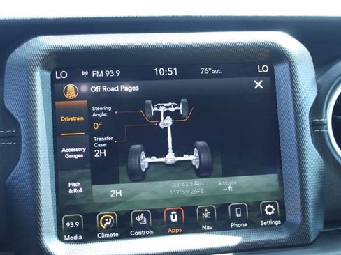 Used 2023 Jeep Wrangler Unlimited Sahara w/ Cold Weather Group AWD/4WD image 30