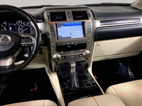 Used 2021 Lexus GX 460 Premium w/ Premium Package AWD/4WD image 7