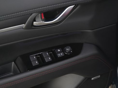 Certified 2025 MAZDA CX-5 Carbon Edition image 23