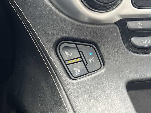 Used 2016 GMC Yukon SLT w/ Open Road Package image 28