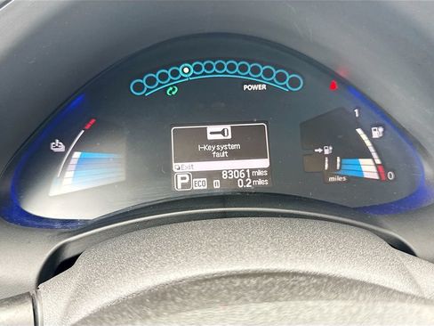Used 2013 Nissan Leaf SV w/ LED & Quick Charge Pkg FWD image 36