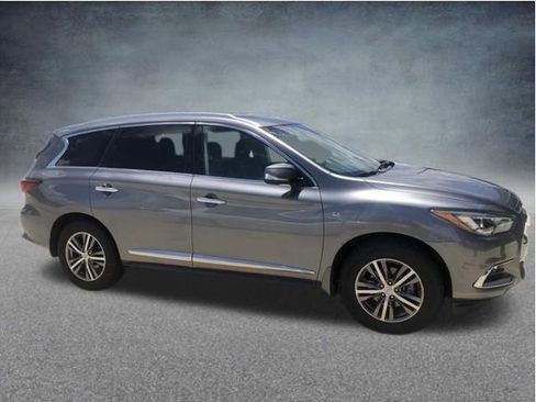 Used 2020 INFINITI QX60 Luxe w/ Essential Package FWD image 10