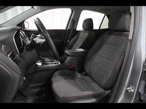 Certified 2024 Chevrolet Equinox LT FWD image 5