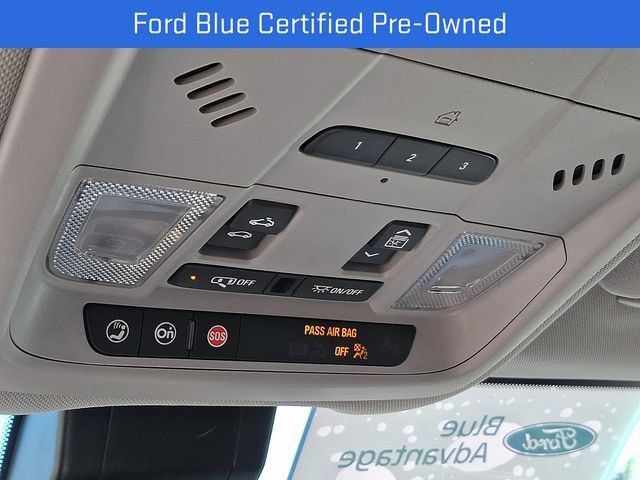 Used 2021 GMC Terrain SLT w/ LPO, Floor Liner Package AWD/4WD image 29