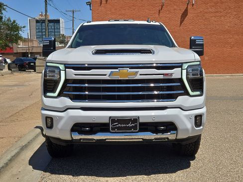 Used 2025 Chevrolet Silverado 2500 LT w/ Z71 Chrome Sport Edition AWD/4WD image 10
