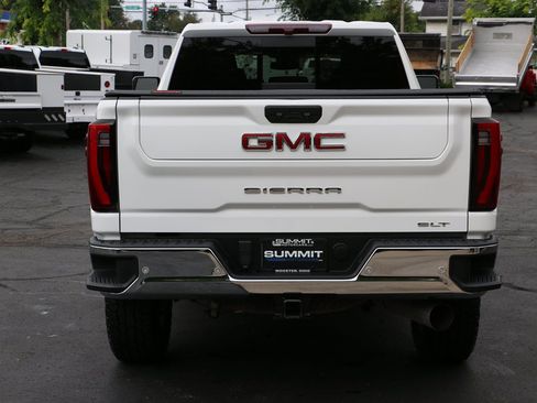 Used 2024 GMC Sierra 2500 SLT w/ SLT Convenience Package AWD/4WD image 4