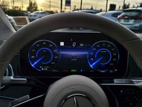 Used 2022 Mercedes-Benz EQS 450+ Sedan w/ Exclusive Trim Package image 26